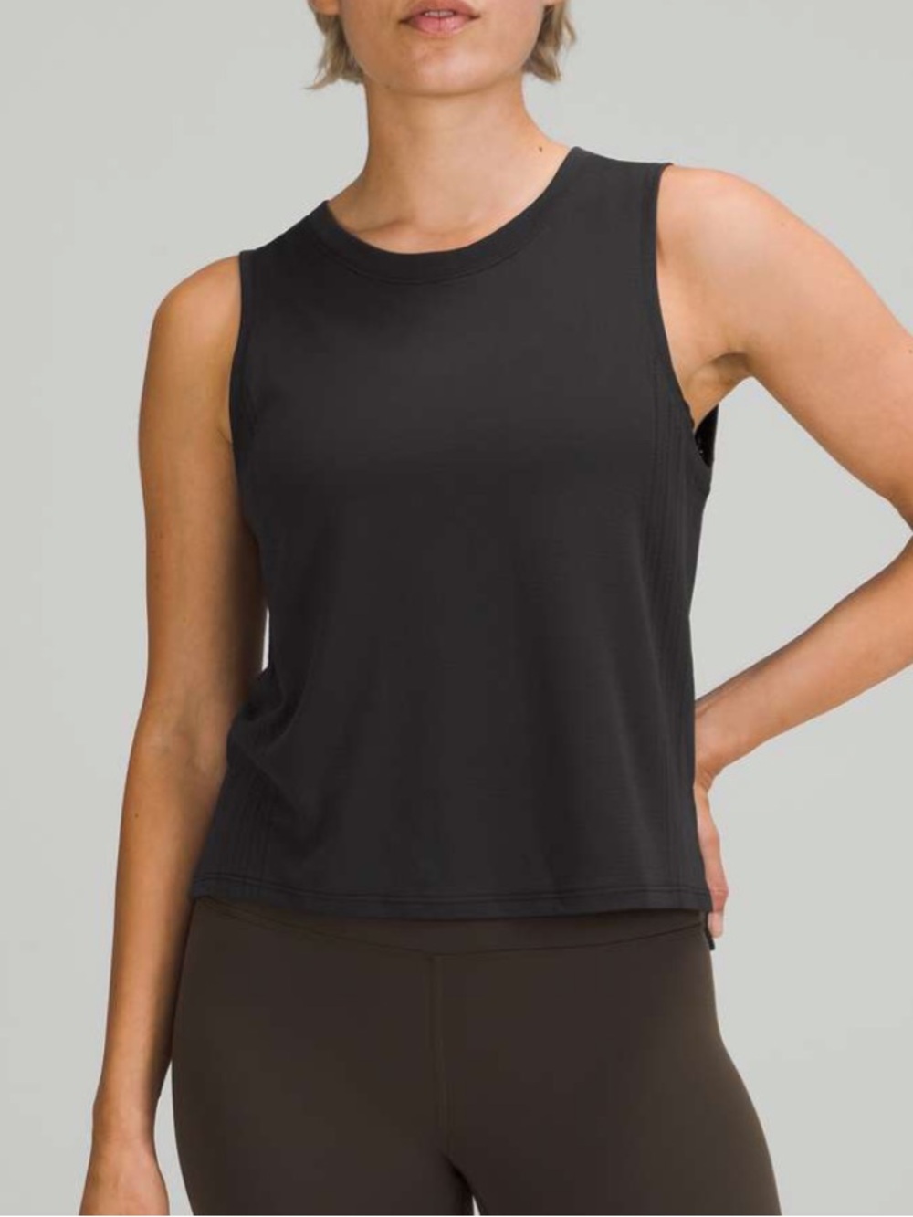 Lululemon train to be tank top black size 4